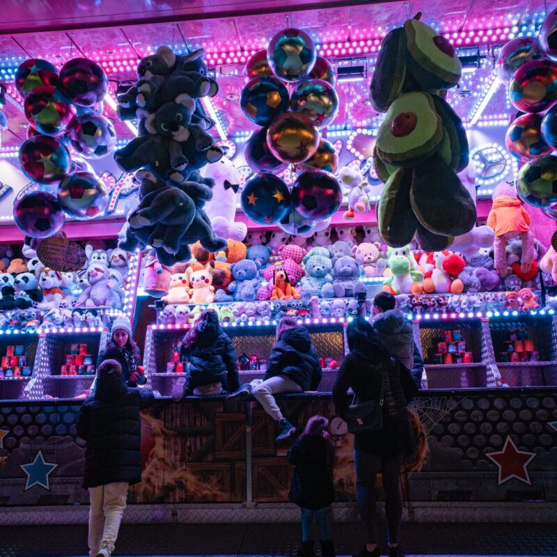 Spiele auf dem Winterrummel